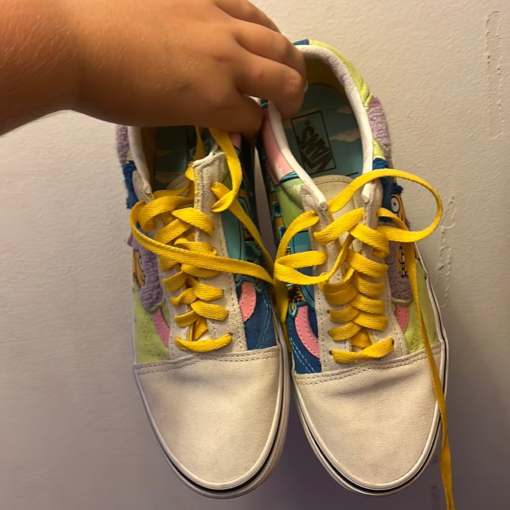 size 7.5 men/9 in women simpsons vans. worn once.